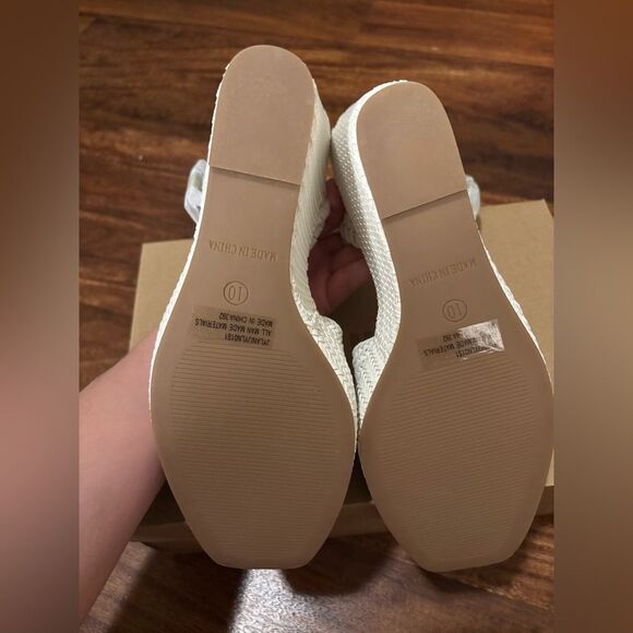 STEVE MADDEN Jylan Wedge Sandal in White *New In Box - Picture 8 of 10